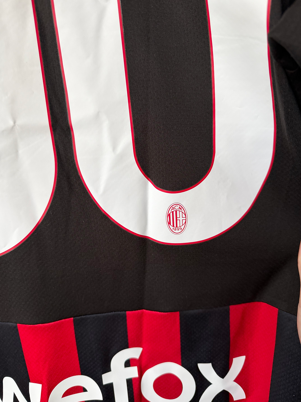 Miniature : Maillot de foot puma inter Milan floque de ketelaere taille L en noir et rouge