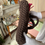 Miniature : Sac à main crochet en très bon état marron et rose avec porte clef maje