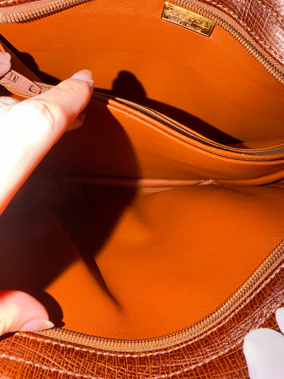 Miniature : Sac à main Pourchet bordeaux en cuir en très bon état vintage hauteur  24 cm l