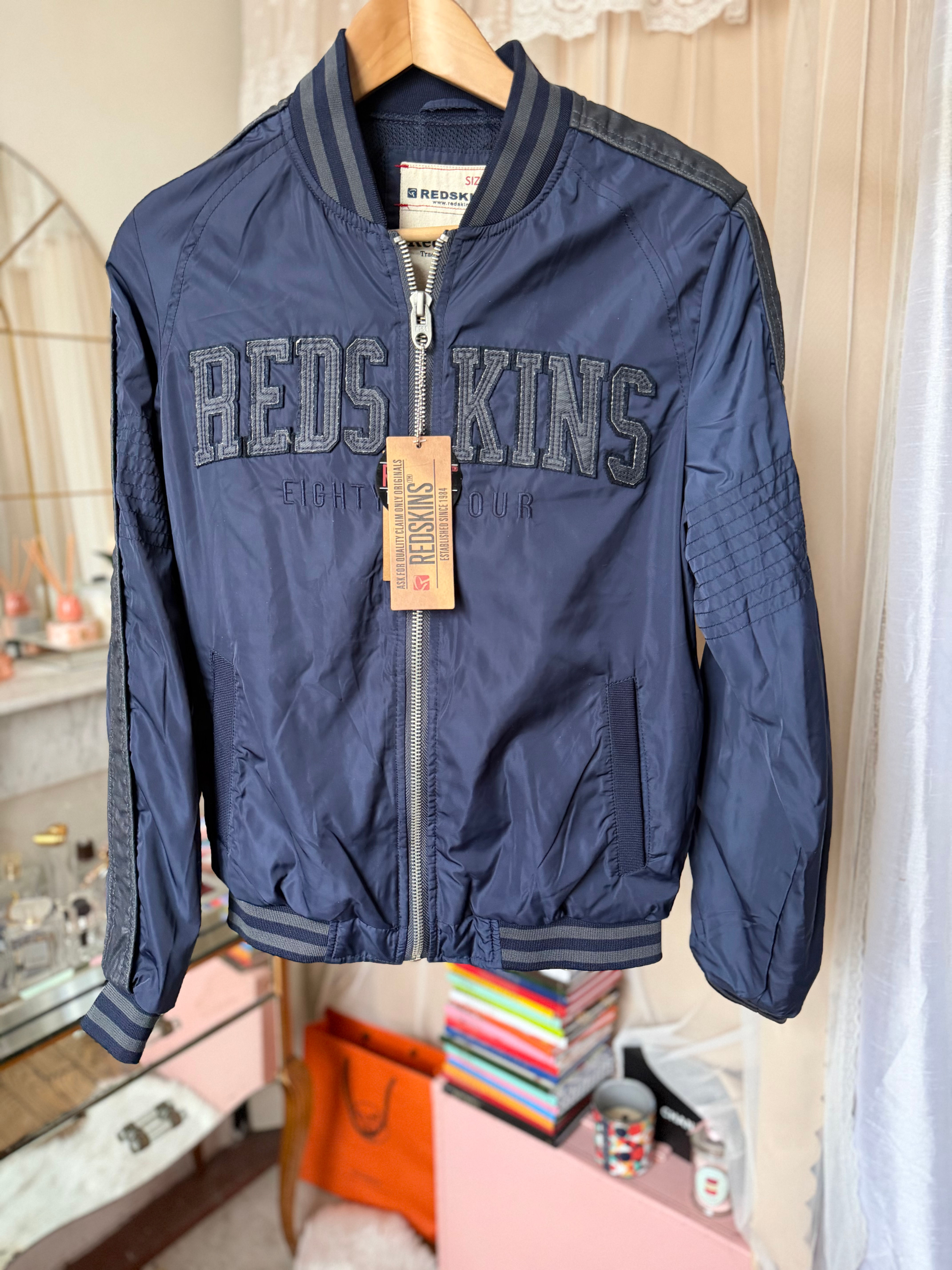 Coupe vent redskins neuf avec étiquette taille s couleur bleu 