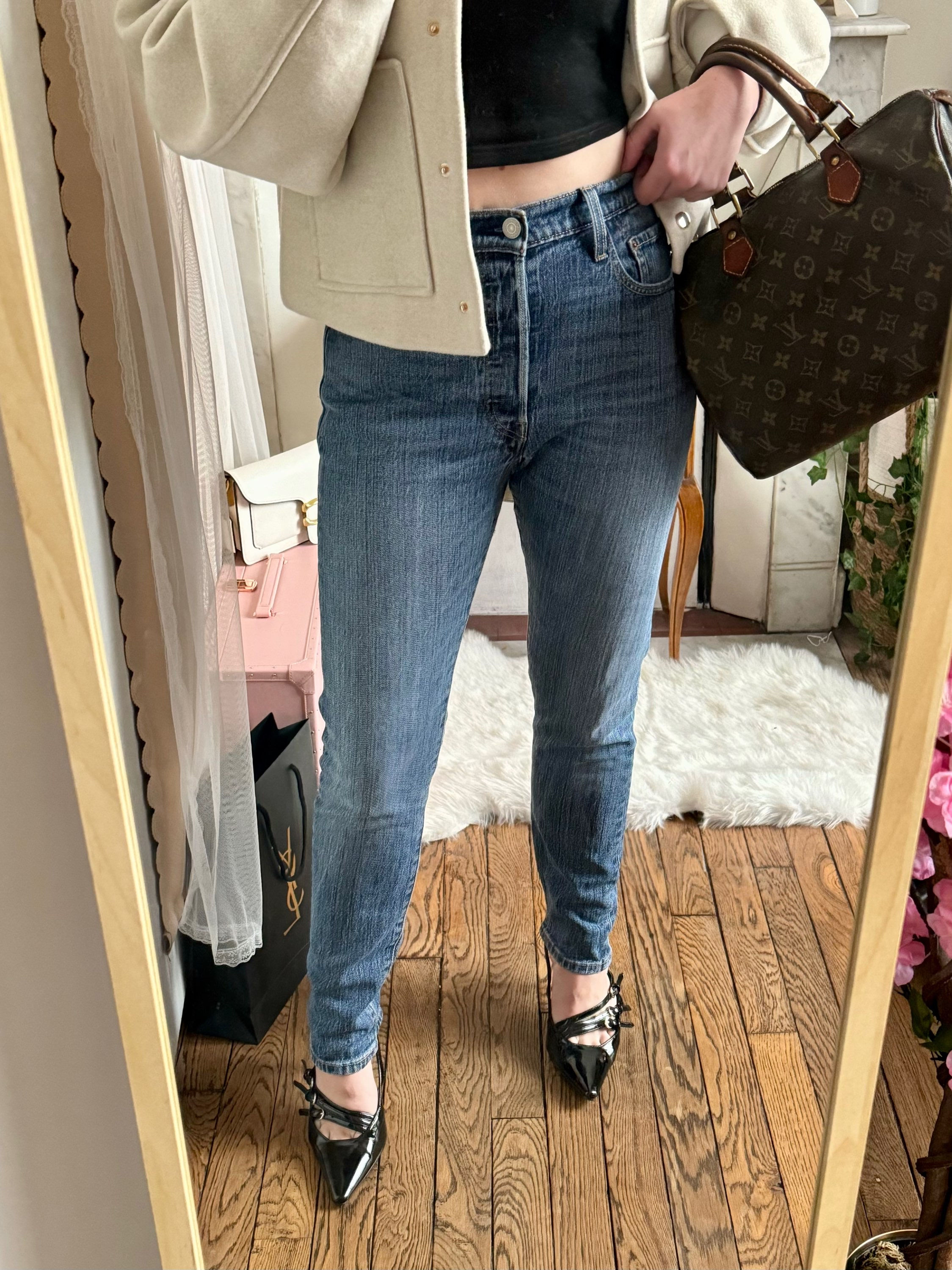 Jeans Lévis 501 bleu taille 36cm longueur 100cm très bon état 