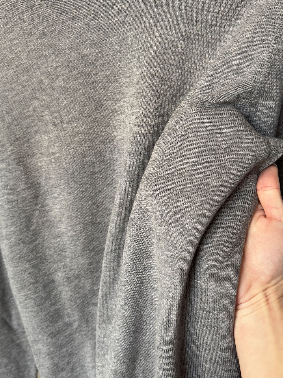 Miniature :  Pull Hugo boss gris en très bon état taille s en coton et laine 