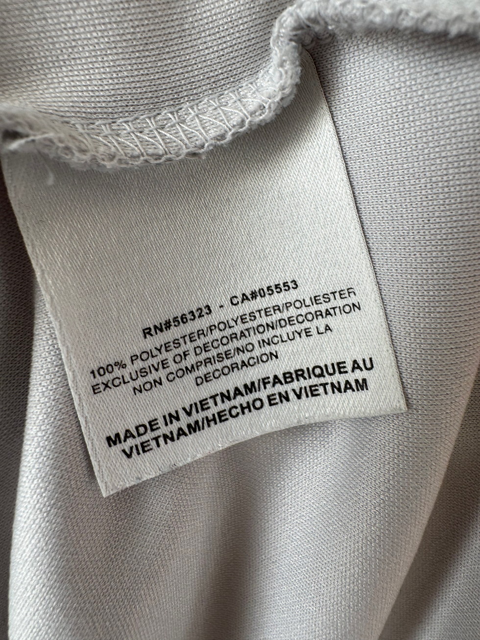 Miniature : T shirt Nike m base-ball gris en très bon état 