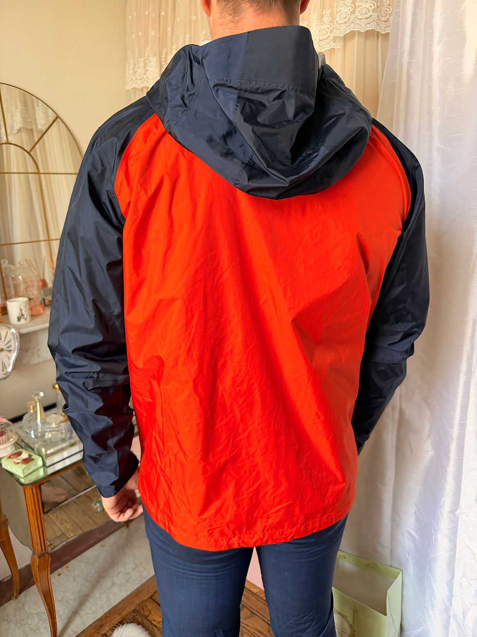 Miniature : Veste coupe vent patagonia bleu et orange en très bon état taille L 