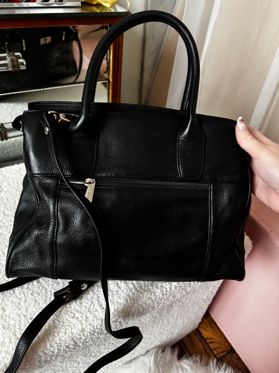Miniature : Sac à main bandoulière  hexagona noir en bon état