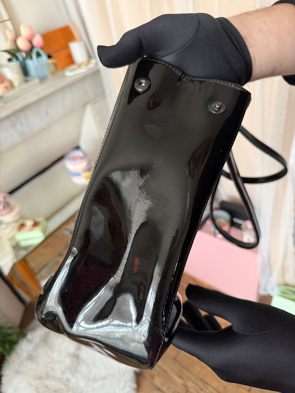 Miniature : Sac longchamp en cuir verni noir en très bon état