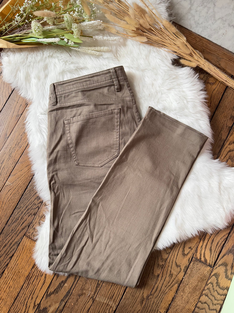 Miniature : Jean Massimo dutti taille 44 kaki en très bon état