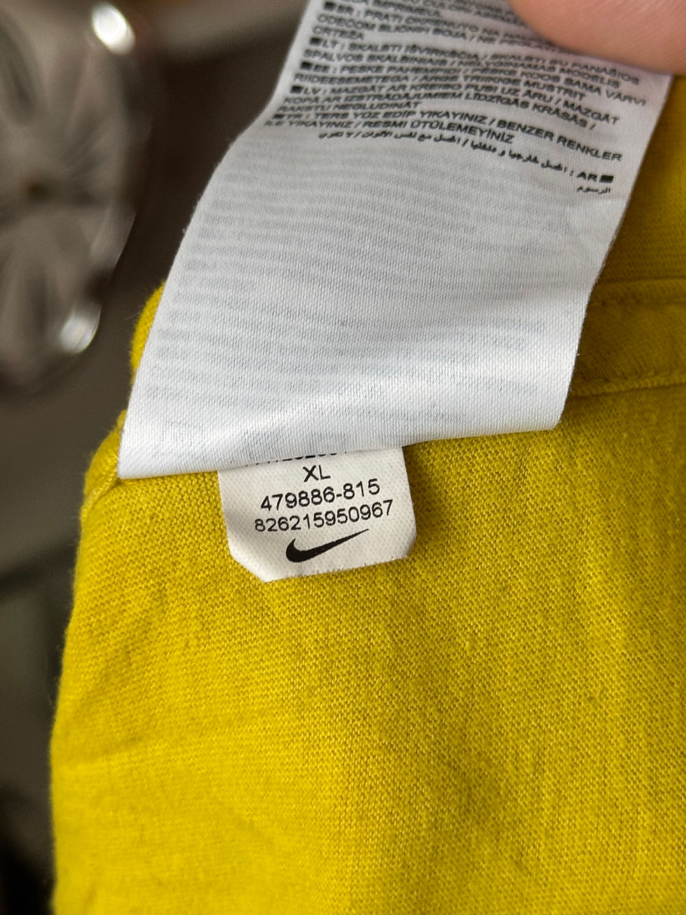 Miniature : T shirt Nike fc Barcelone taille xl  jaune et orange en bon état 