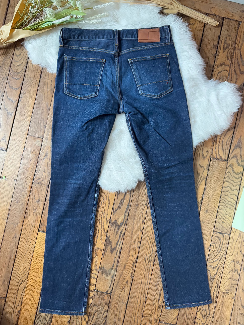 Miniature : Jeans tommy Hilfiger bleu marine en très bon état w30 l32