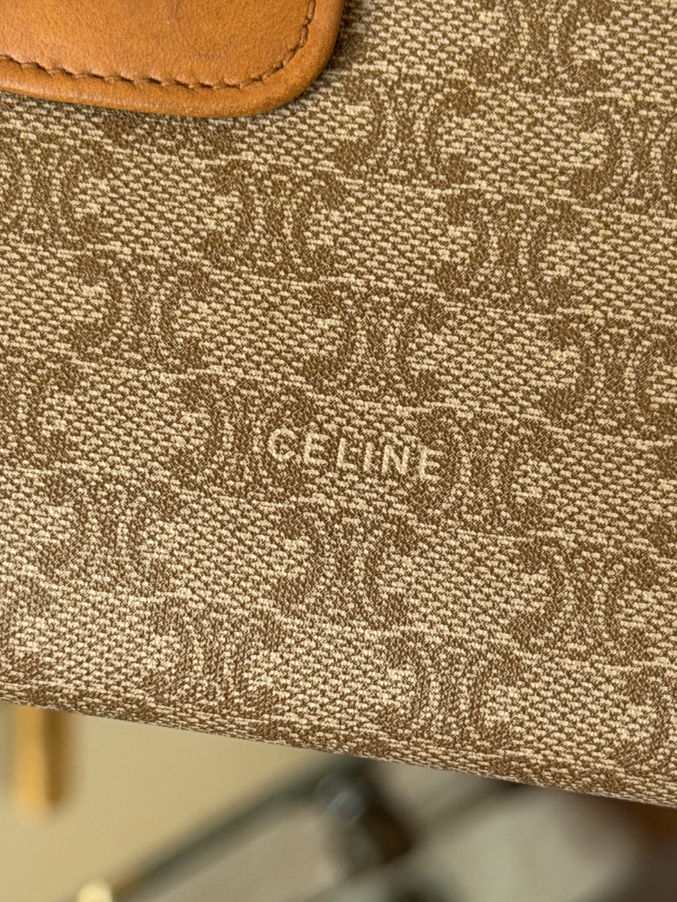 Miniature : Portefeuille Céline en toile Triomphe avec finitions cuir camel