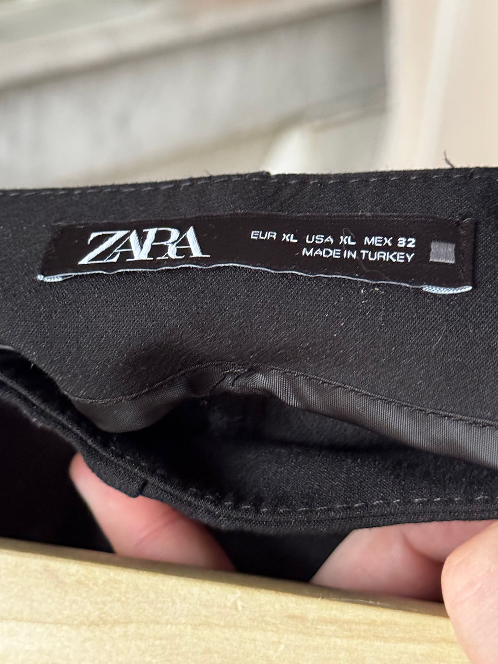 Miniature : Short Zara taille xl en très bon état couleur noir 