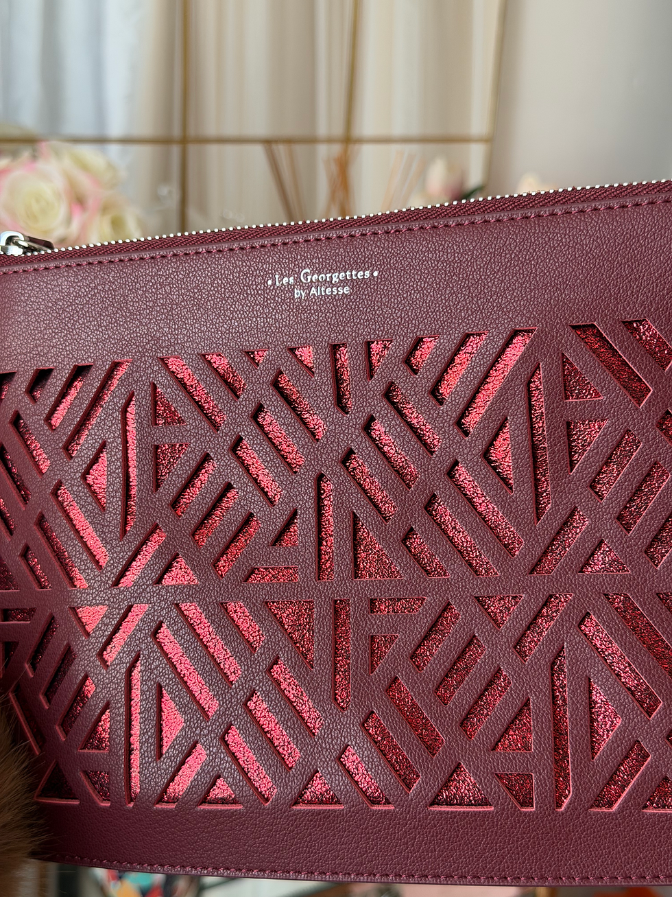 Miniature : Pochette les Georgettes by altesse rouge bordeaux en très bon état 
