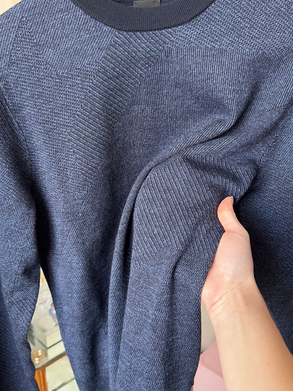 Miniature : Pull boss taille s bleu marine en très bon état en laine 