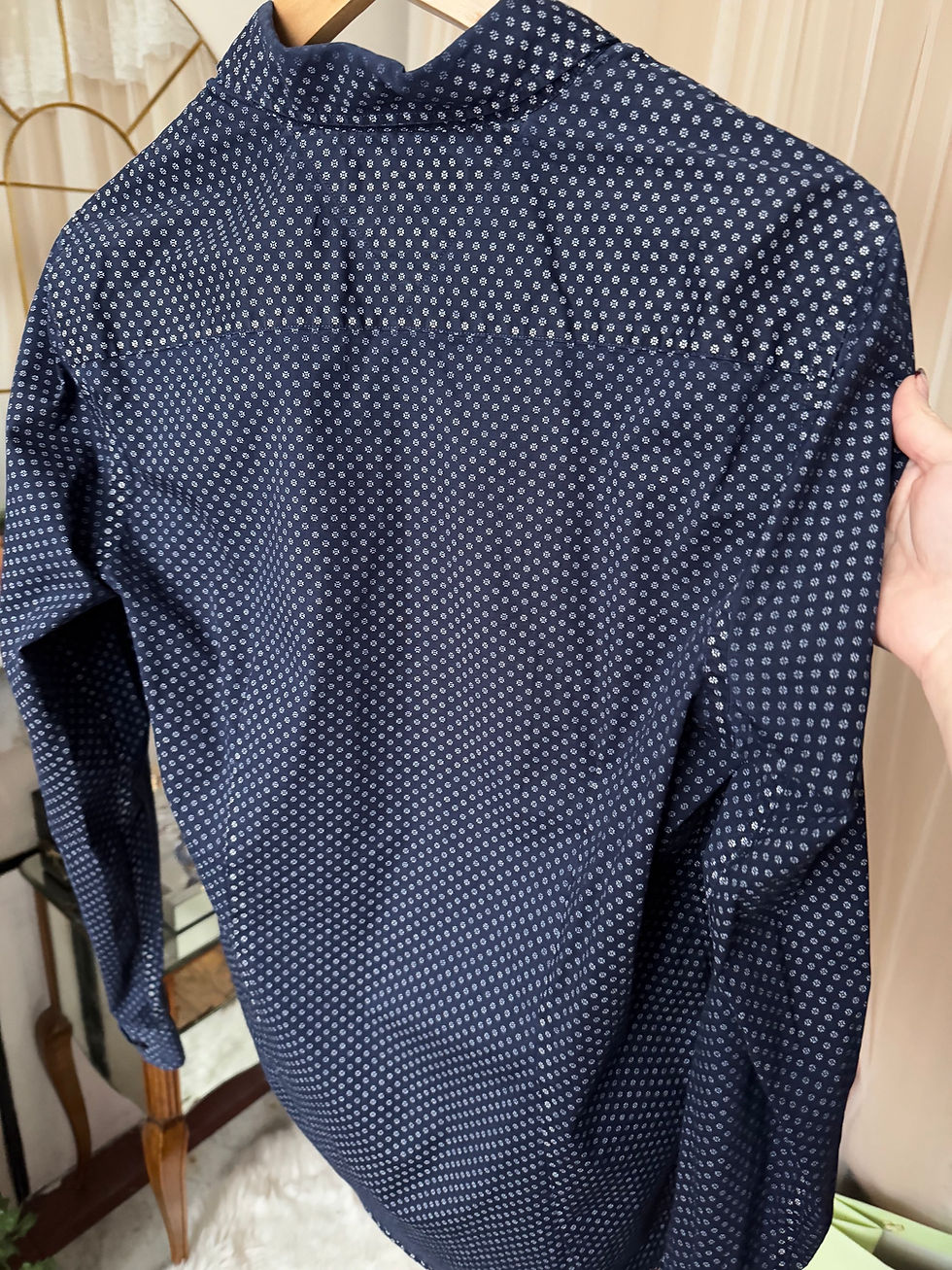 Miniature : Chemise tommy Hilfiger bleu marine avec motif en bon état en coton taille m 