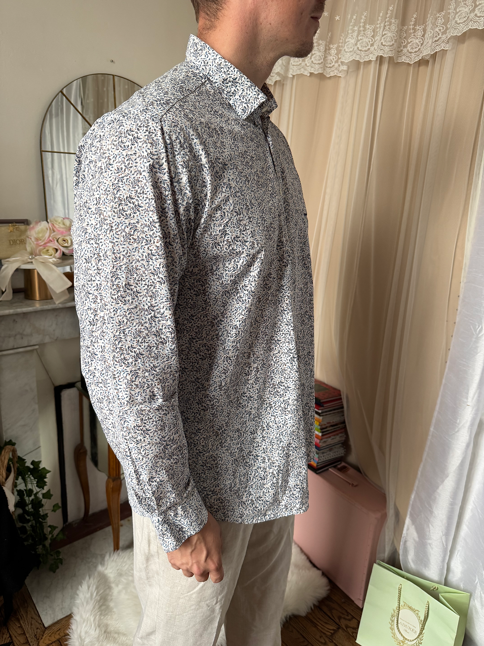 Miniature : Chemise mise au Green blanche à motifs florales taille xxl en très bon état 