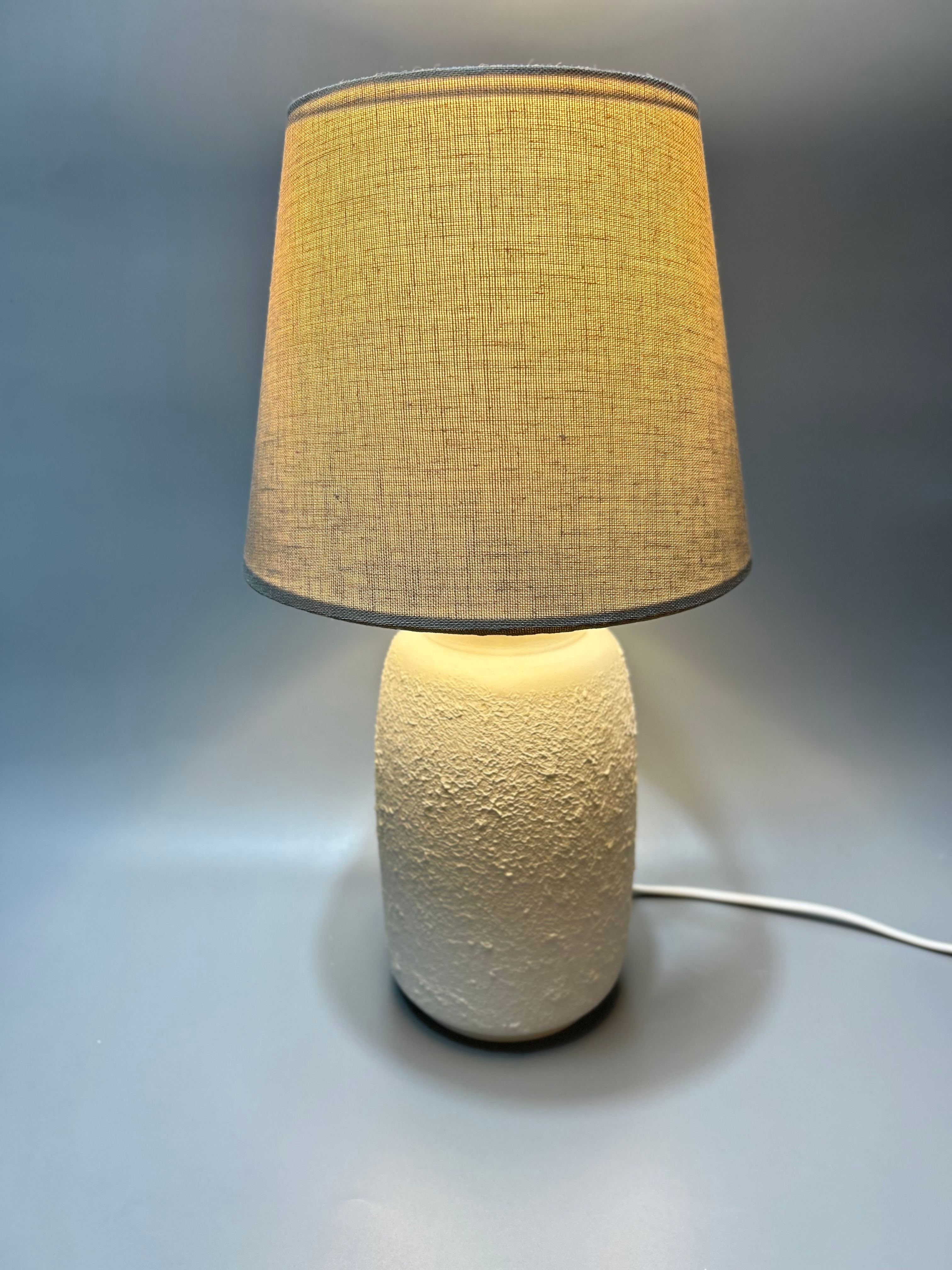 veioza ceramica lucrata manual -handmade alba