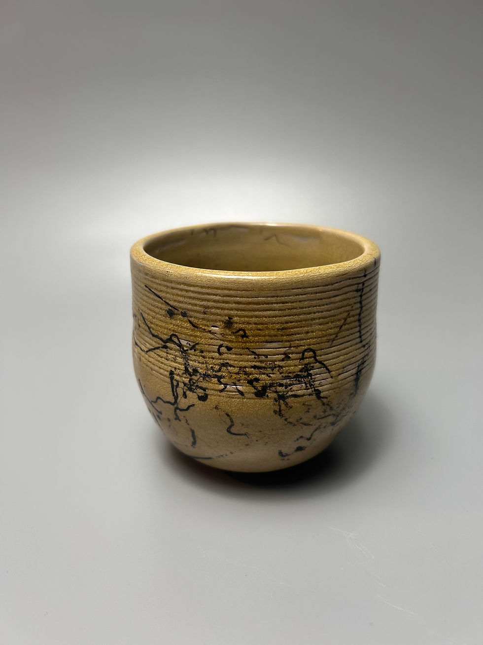 vaza ceramica handmade lucrata manual