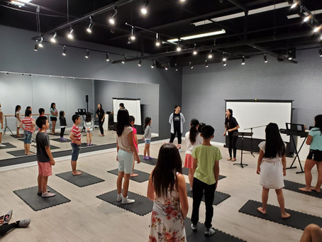 Free Drop-In Singing Class in August