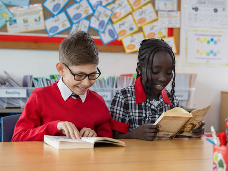 Building Communities of Engaged Readers in School