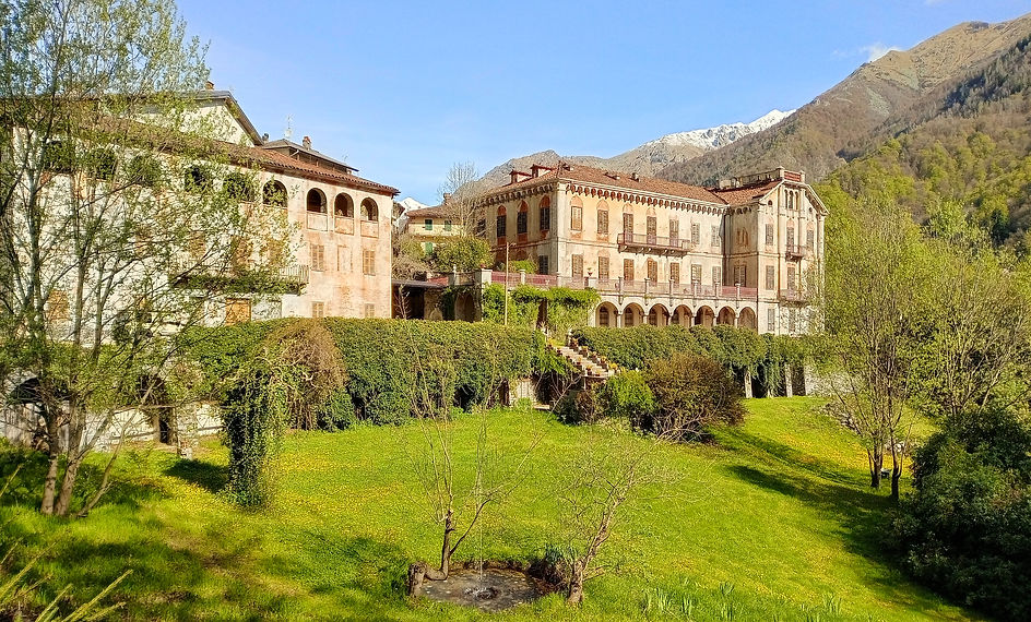 1000062293 (1)_edited_edited.jpg