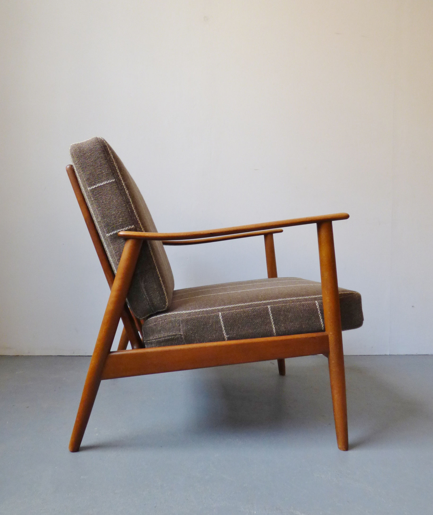 Mid-century Scandinavian lounge chair