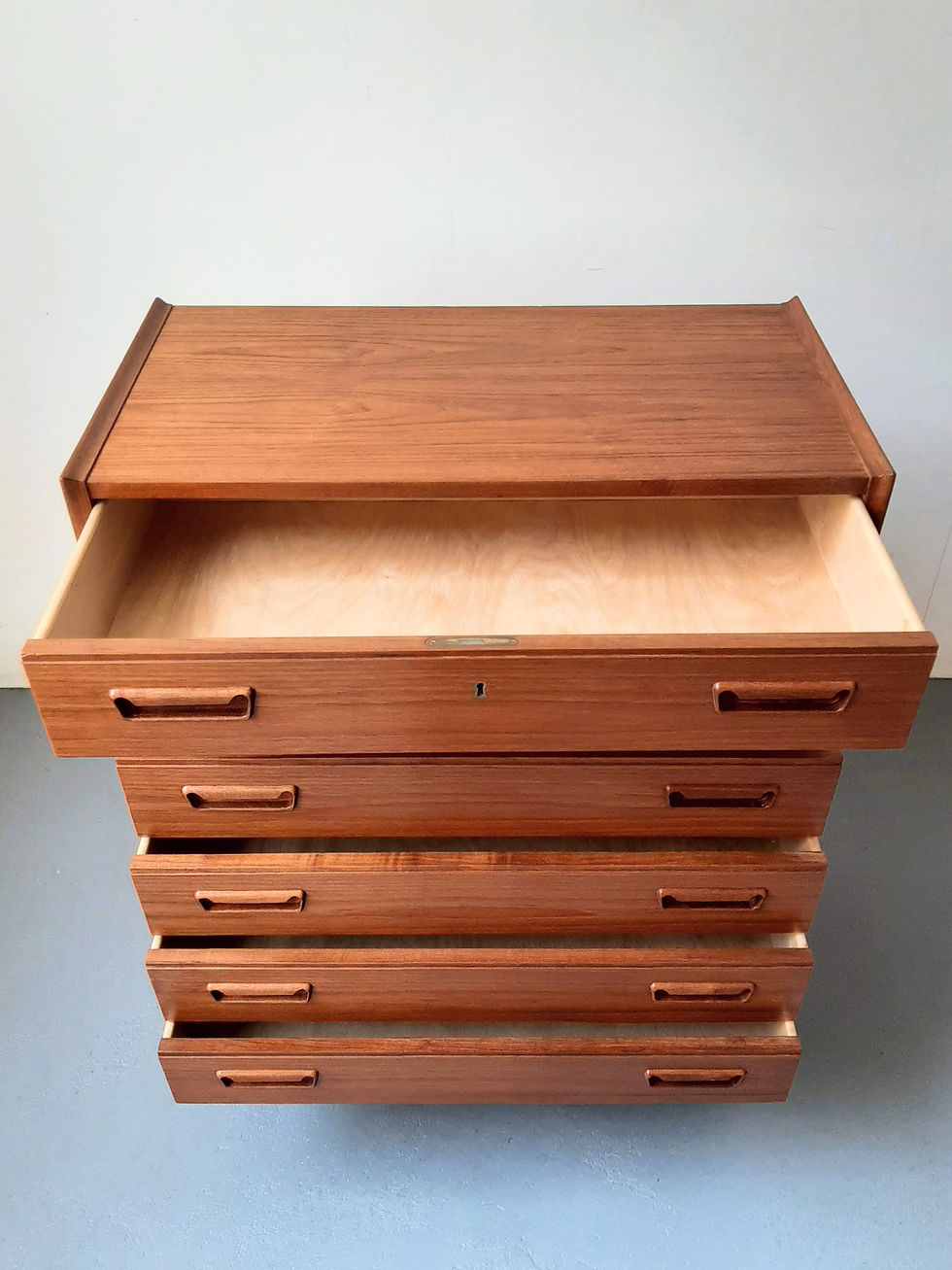 Thumbnail: Mid-century Danish teak chest of 6 drawers