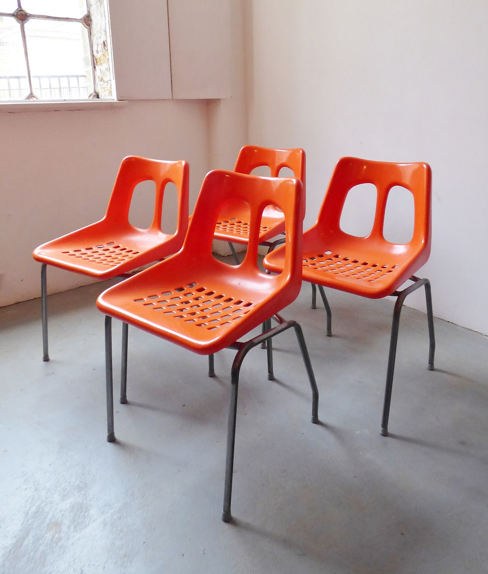Set of 4 1970s plastic dining chairs by Plasson