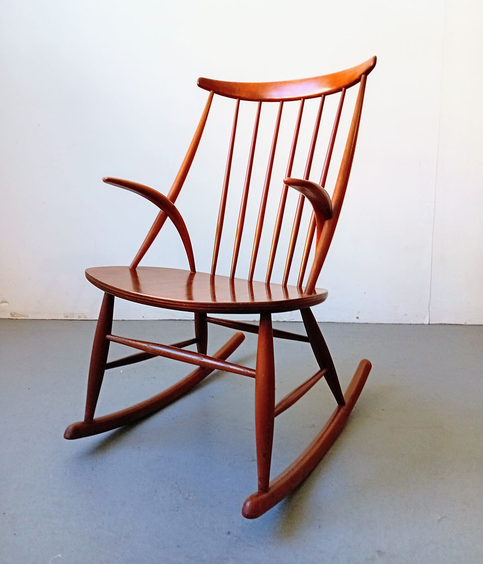 Beech rocking chair designed by Illum Wikkelsø for Niels Eilersen in the 1950s