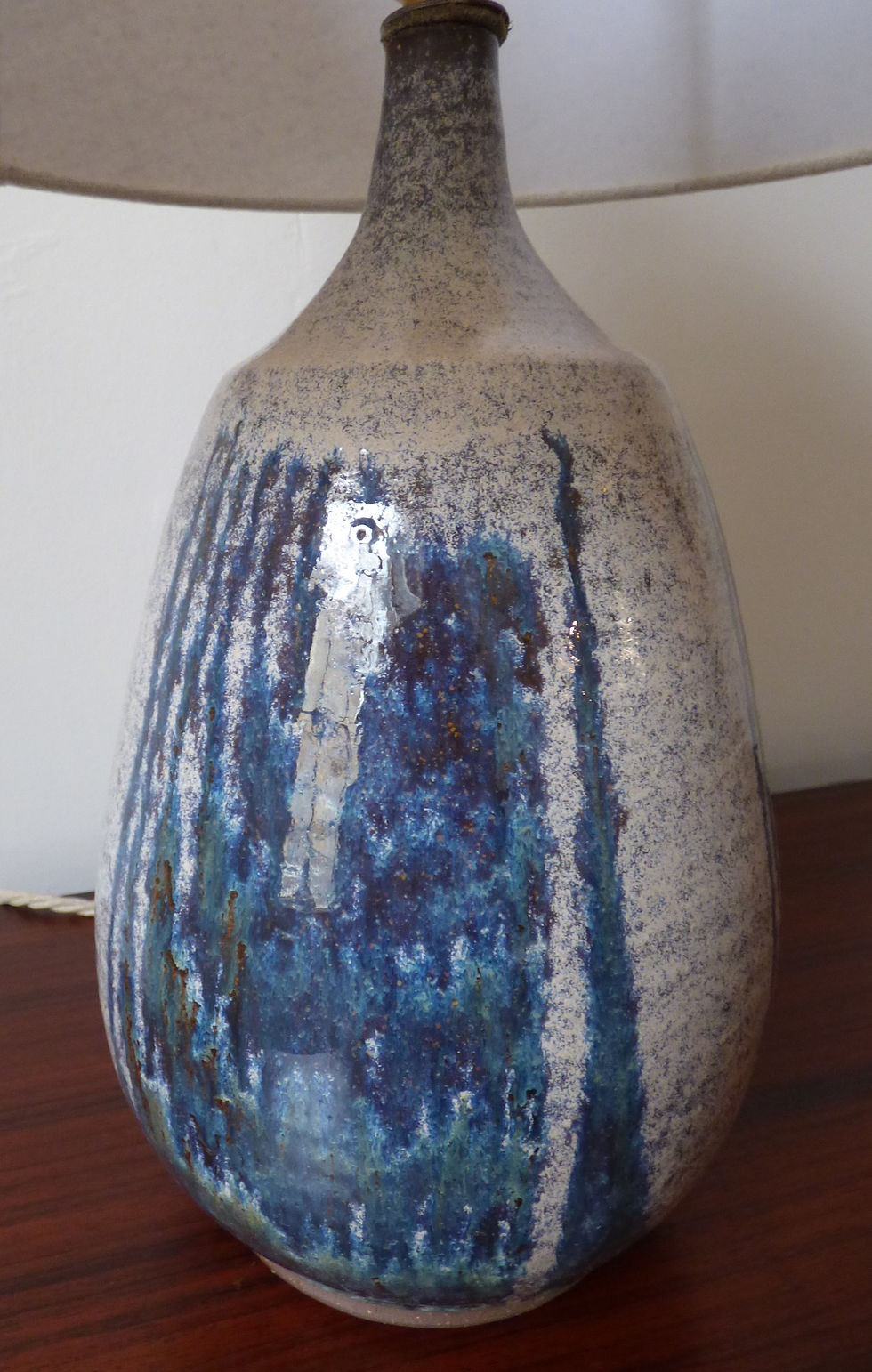 Thumbnail: Ceramic table lamp by Michael Andersen