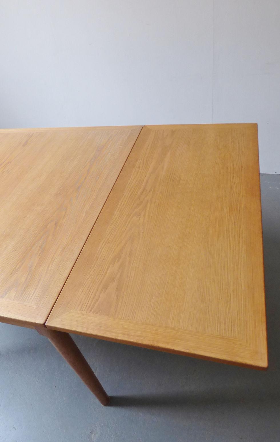 Thumbnail: Square Oak dining table by Kai Winding for Slagelse Møbelværk