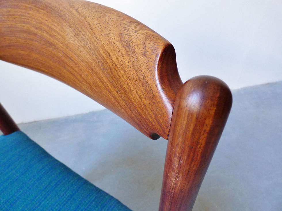 CHAIRS