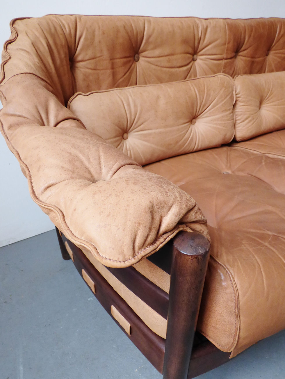 Thumbnail: 1970s tan leather 2 seater sofa by Coja