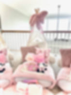 pink bows