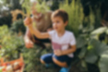 Travailler dans le jardin