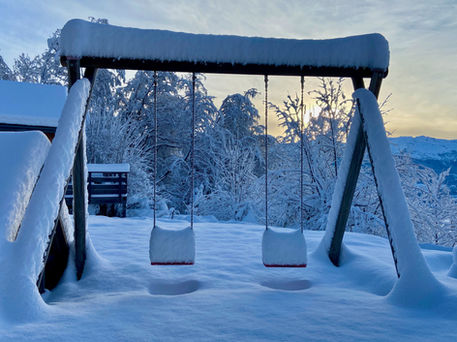 Balançoire sous la neige