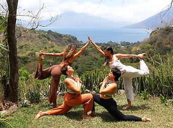 simona casula yoga-vinyasa- yoga online class