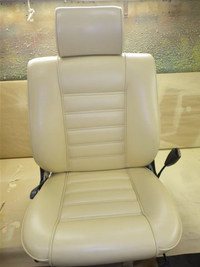 Specialarbeten Ottossons Tapetserarverkstad_09793-XX3et.png