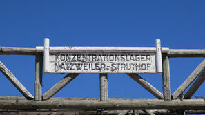 I deportati del campo di concentramento di Natzweiler erano ebrei, gitani, gay, oppositori politici… “notte e nebbia”.