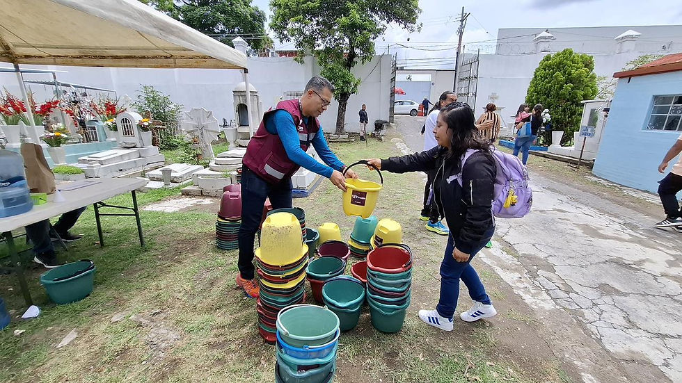Pepe Chedraui supervisa logística para el Día de las Madres en el Panteón Municipal