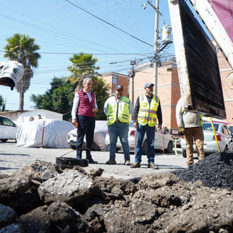 BacheAndo llega a San Jorge y Totimehuacan; Pepe Chedraui supervisa obras viales