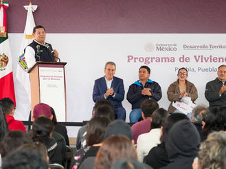 Destaca Pepe Chedraui labor coordinada con Armenta e INFONAVIT en entrega de vivienda