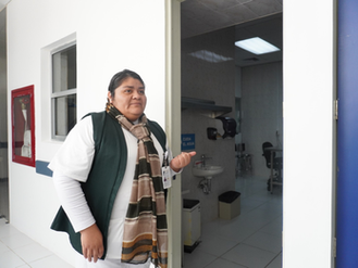 Personal de enfermería reconoce respaldo de Armenta a hospitales de la Sierra Norte