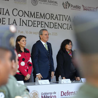 Puebla celebra el 215 Aniversario de la Independencia con desfile cívico-militar encabezado por Pepe Chedraui