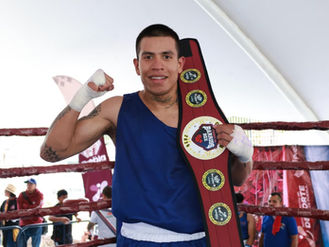 Entregan cinturones y medallas en el Torneo de Barrios de Box del gobierno de Pepe Chedraui|