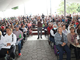 Pepe Chedraui y MariElise Budib fortalecen la seguridad alimentaria en la Unidad Habitacional La Margarita