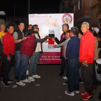 Programa Puebla Brilla lleva iluminación 100% LED a la colonia El Riego Sur con Pepe Chedraui
