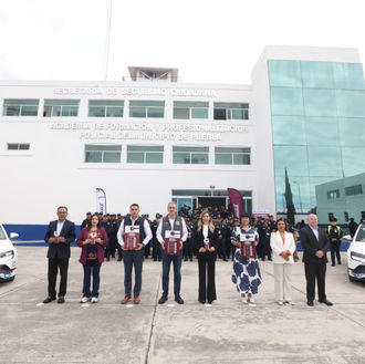Capacitan a 600 policías de Puebla capital en aplicación de órdenes de protección