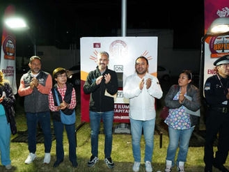 Iluminan con Puebla Brilla la colonia S.N.T.E.; más de 4 mil poblanos beneficiados