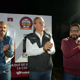 San Jerónimo Caleras se ilumina al 100%: instalan 618 nuevas luminarias LED en Puebla