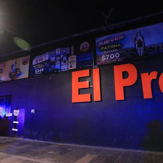 Operativo en Puebla asegura 30 bares por narcotráfico, alcohol adulterado y trata de personas